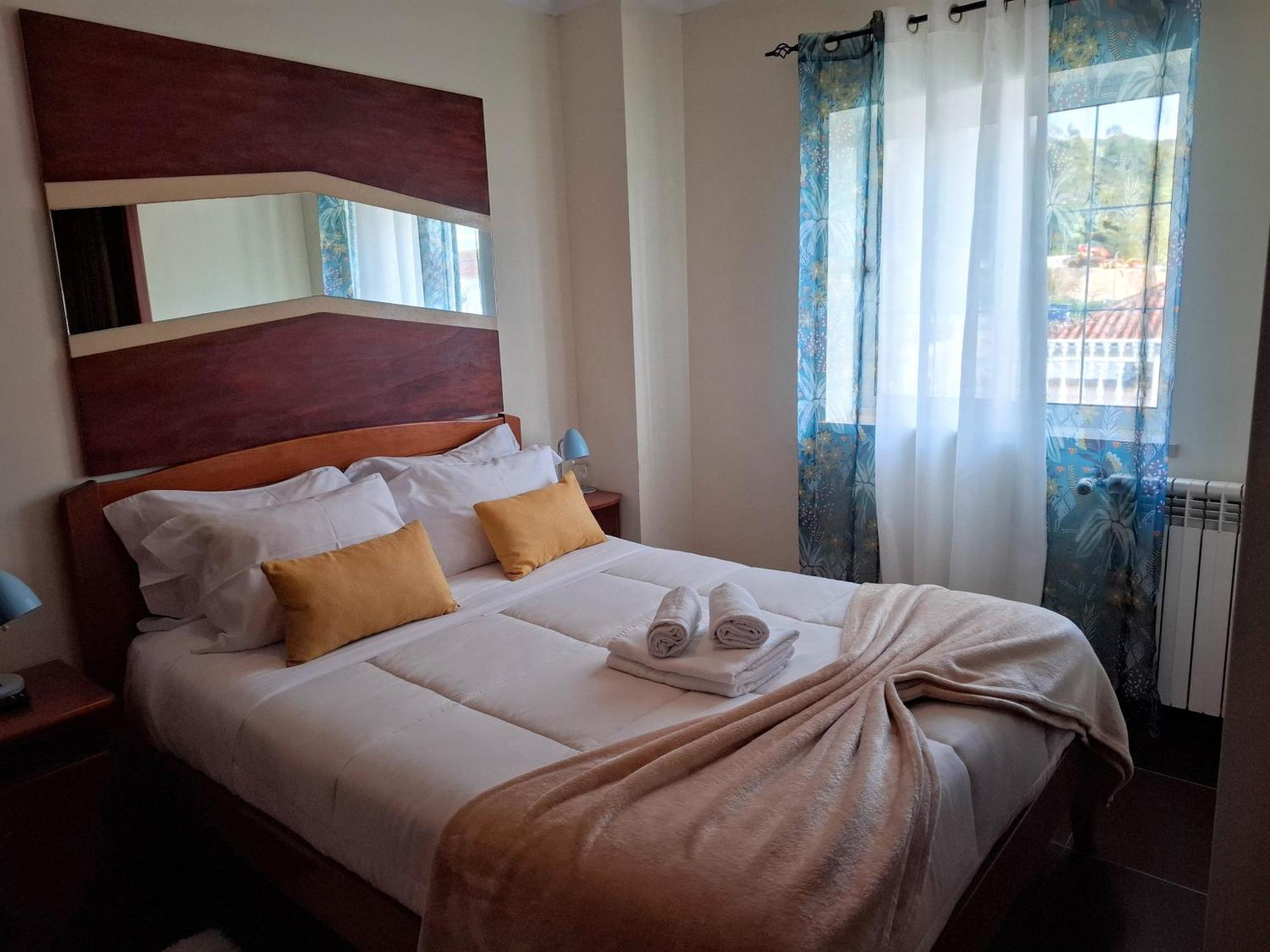 Guesthouse, Ap Verissimo Nazare Ngoại thất bức ảnh